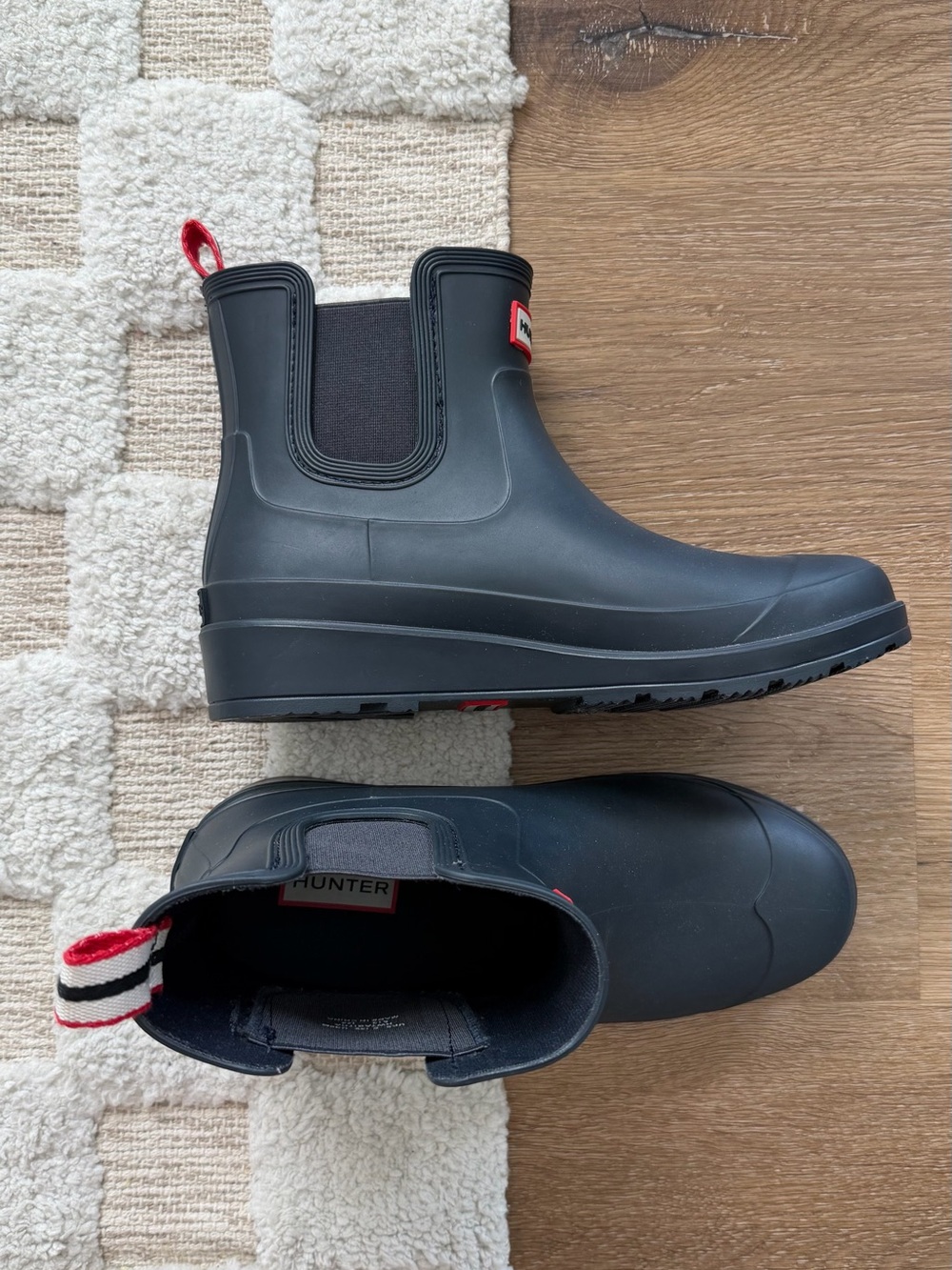 Hunter Tabitha Chelsea Waterproof Rain Boot in Black - Picture 2 of 6